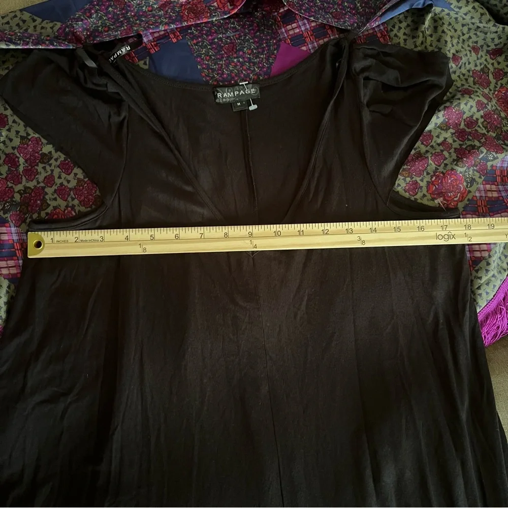 RAMPAGE blouse and poncho - Picture 14 of 16